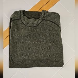 lululemon Metal Vent Tech Long Sleeve